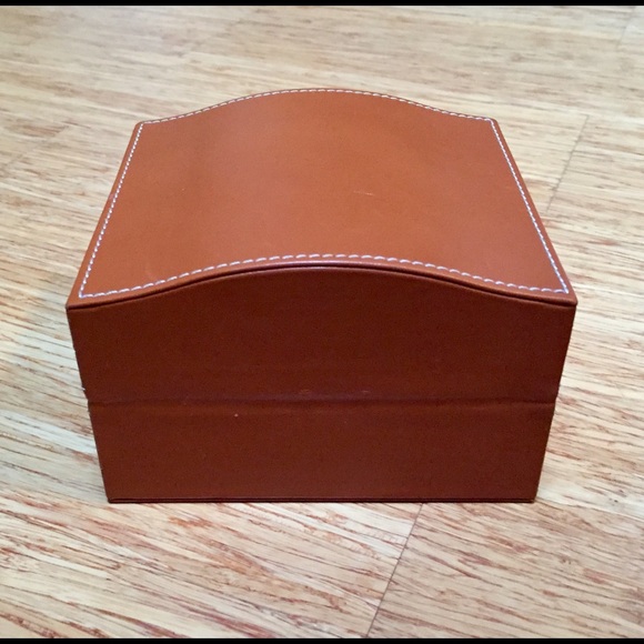 EBEL Luxurious Tan Watch Box W/Suede Lining - Picture 11 of 11